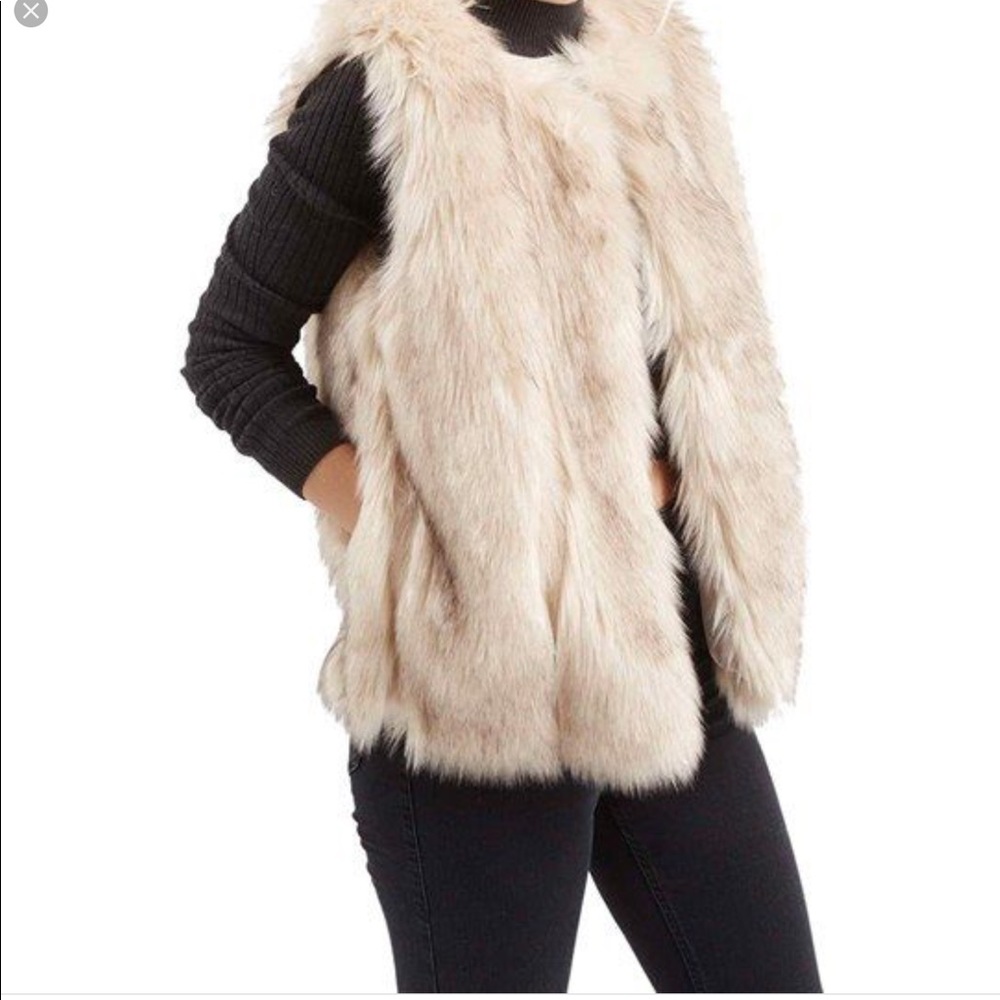 Topshop Leah' Faux Fur Vest